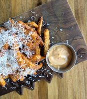 FRITES PARMESAN ET ÉPICES 🌱